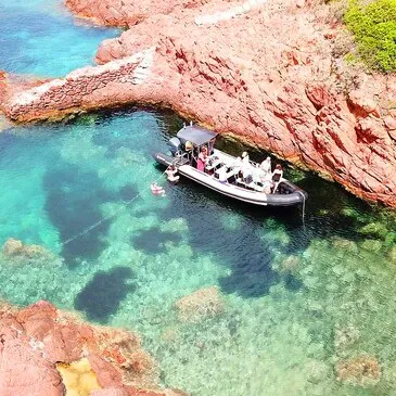 Balade en Bateau à Saint-Raphaël - Calanques de l'Estérel — balade en bateau à Saint-Raphaël