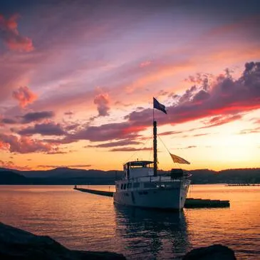 Balade en Bateau au Coucher du Soleil à Palavas-les-Flots — balade en bateau à Palavas-les-Flots
