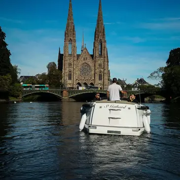 Balade privative en Bateau à Strasbourg — balade en bateau à Strasbourg