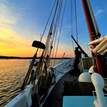 Coucher de Soleil en Voilier Traditionnel - Golfe du Morbihan — balade en bateau à Baden