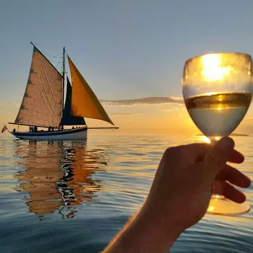 Promenade et apéritif en Voilier traditionnel dans le golfe du Morbihan — balade en bateau à Arzon