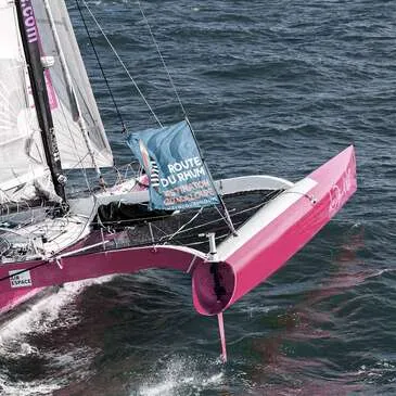 Sortie en Trimaran de Course près de Concarneau — balade en bateau à La Forêt-Fouesnant