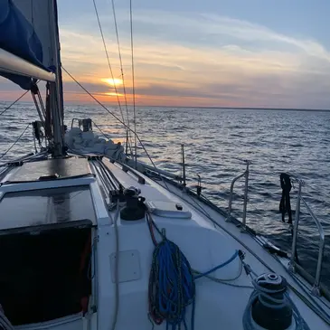 Week-end en Voilier avec Skipper à Bénodet — balade en bateau à Bénodet
